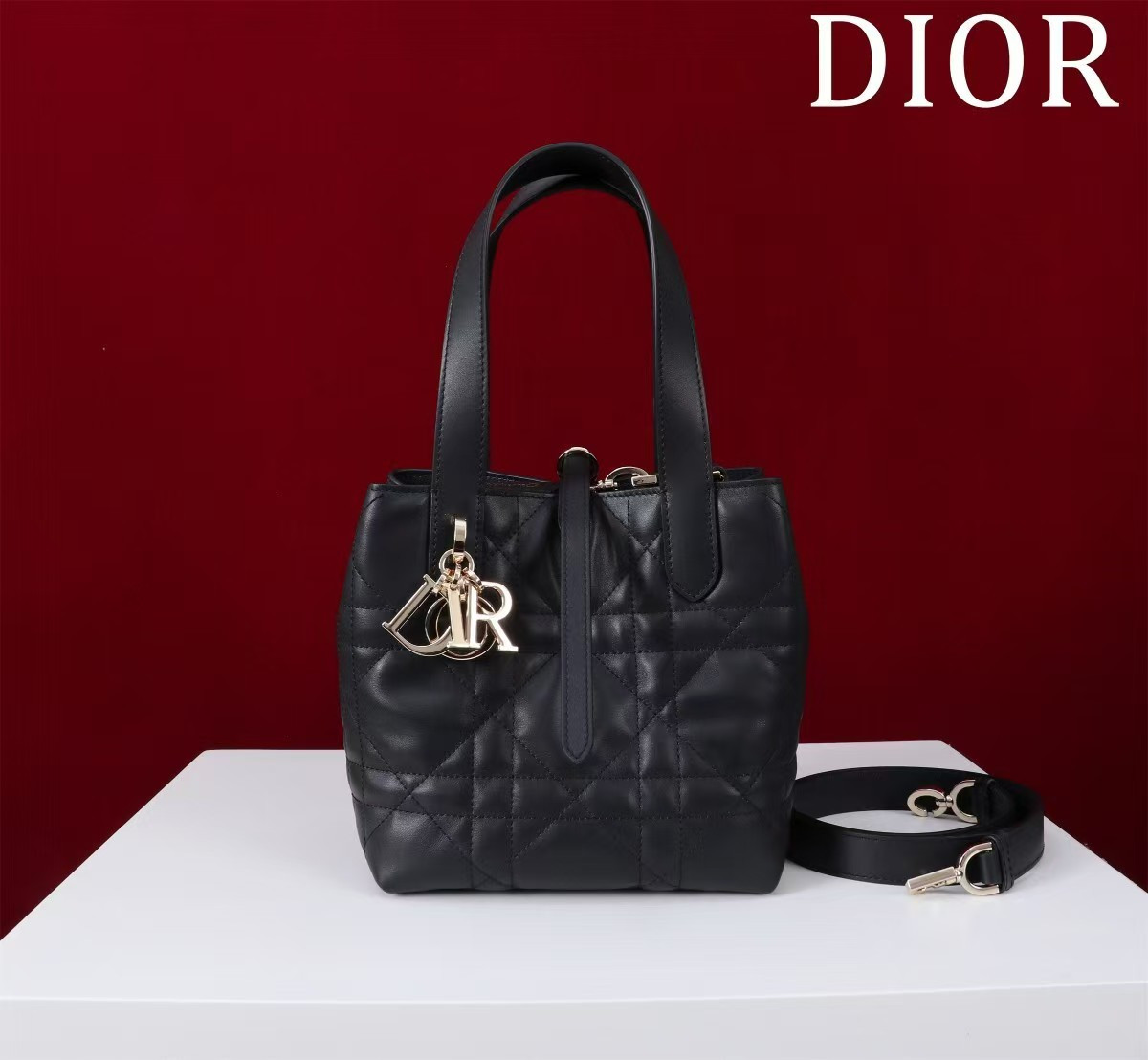 D10r Small D10r Toujours Vertical Tote Bag 18.5 x 18.5 x 12 cm