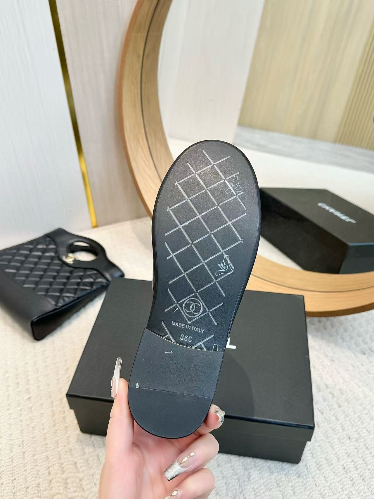 UA Ch**el Slides Leather Flats