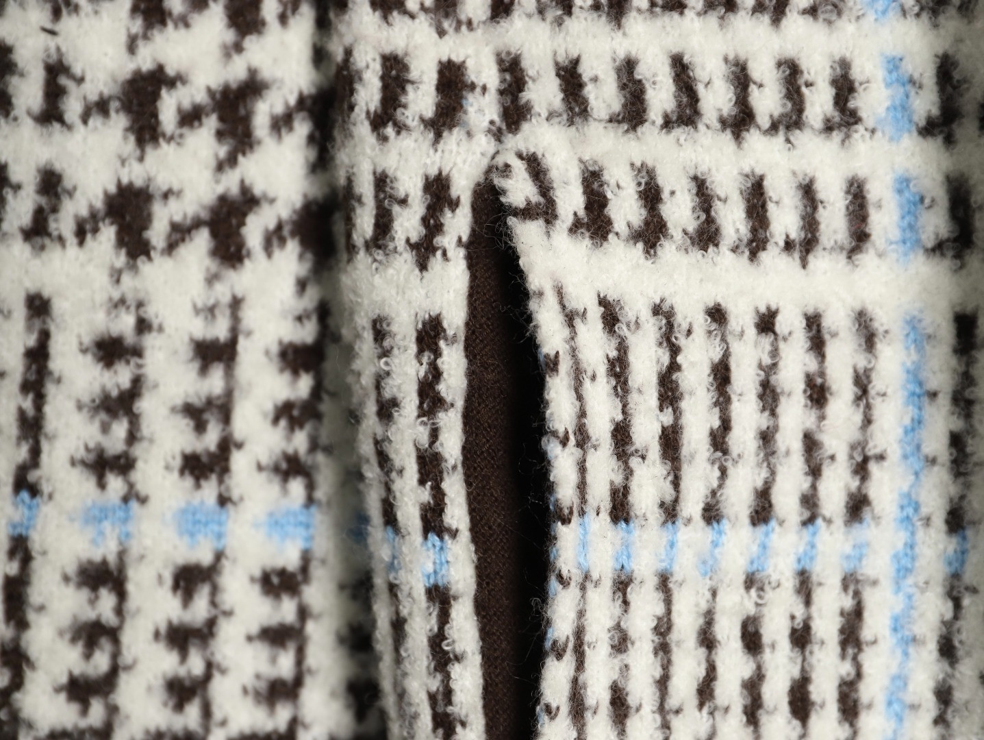 l0vis Vvtt0n knitting cardigan