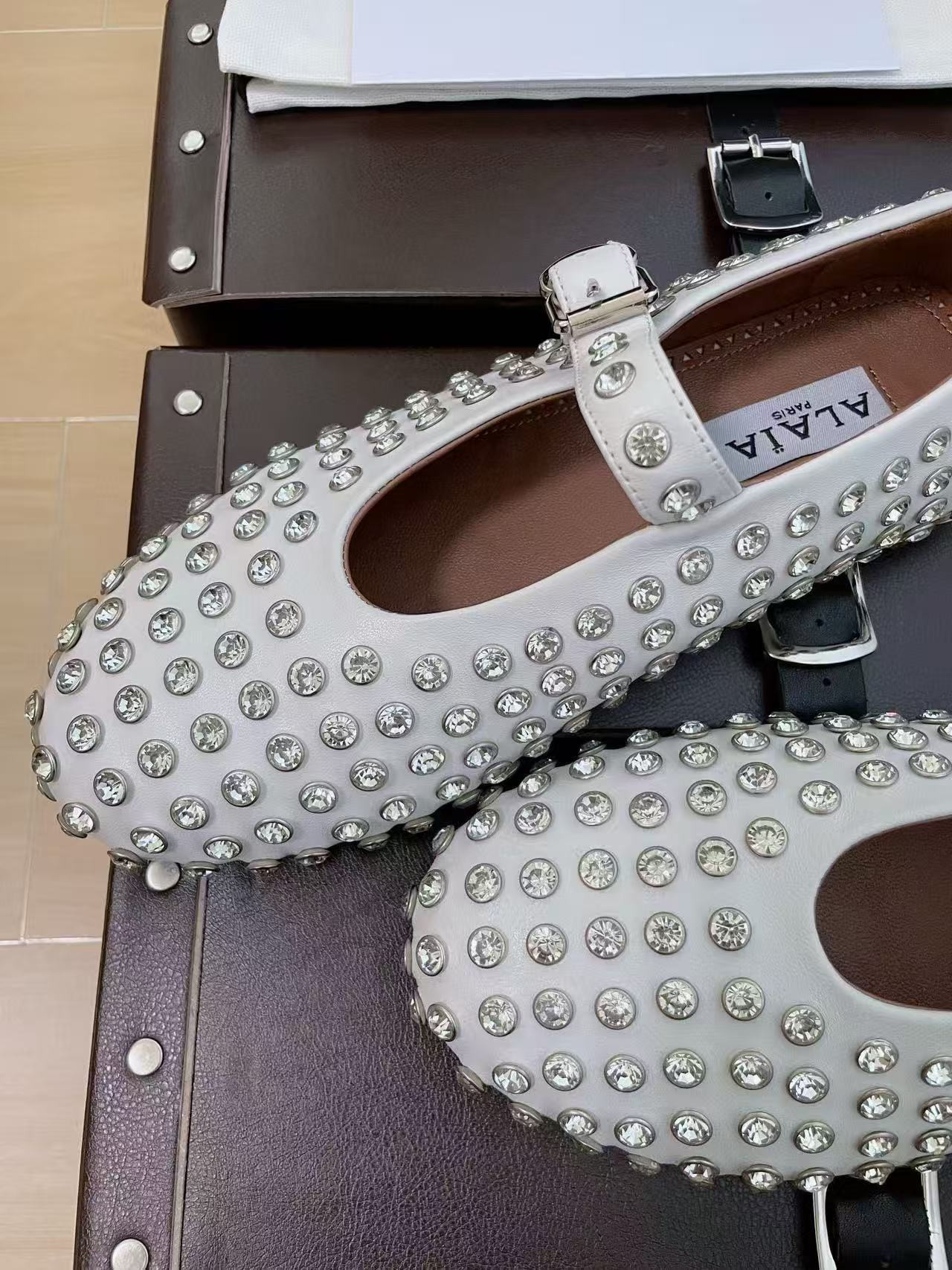 UA A1a1a STRASS BALLET FLATS
