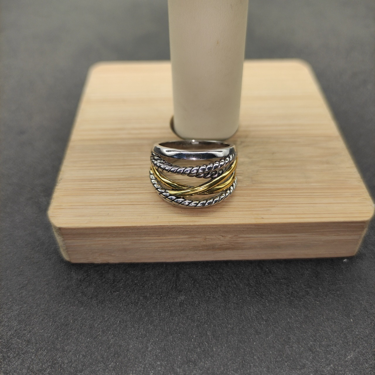 dau1d Yvrm*n ring