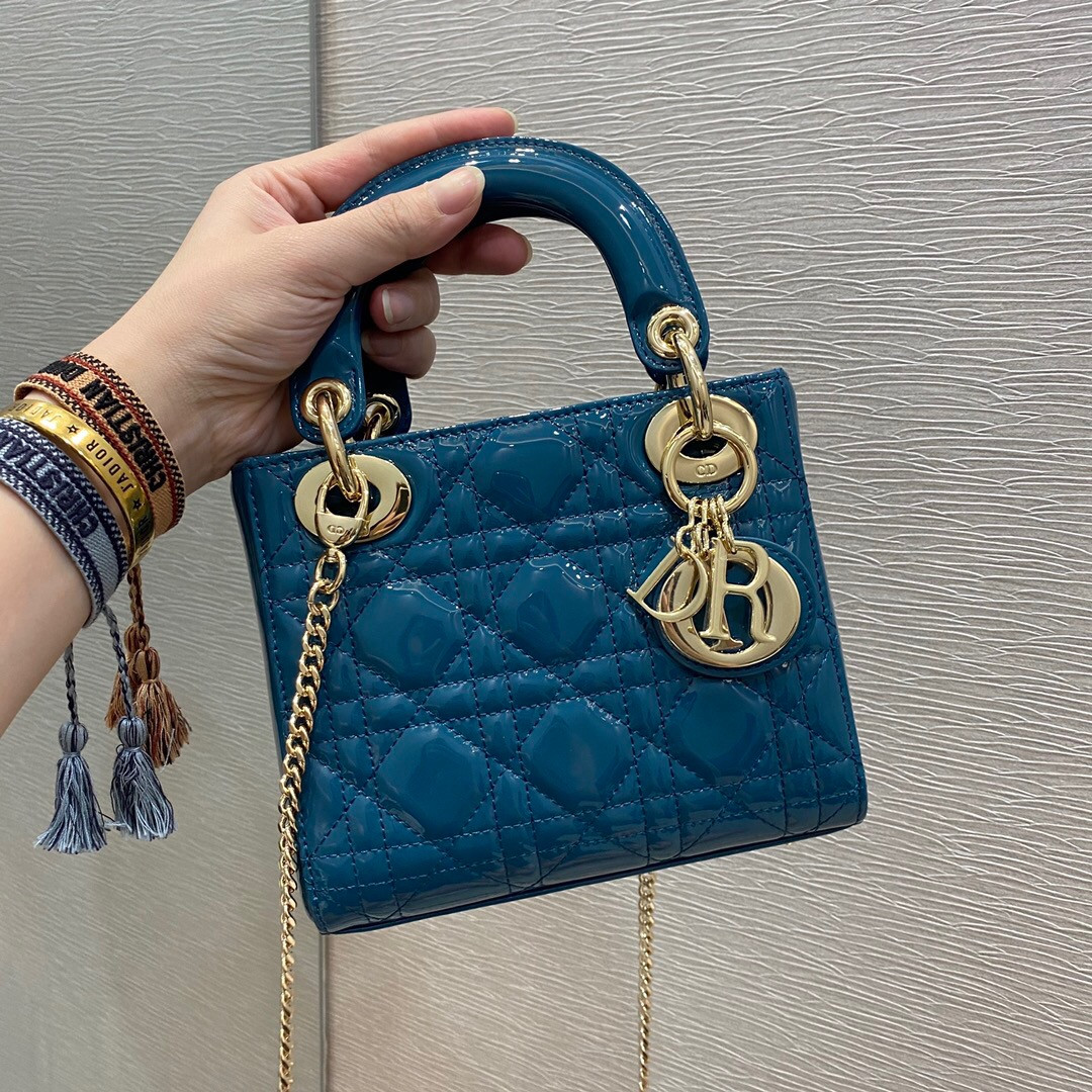 Mini Lady D10r Bag 6.5 x 6 x 3 inches