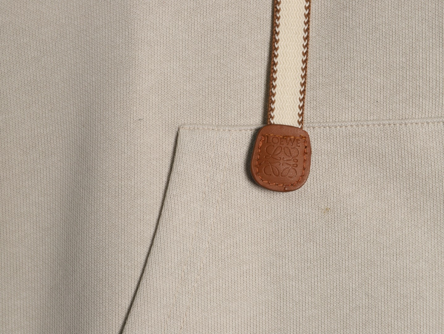L0ew* 25Fw Coats