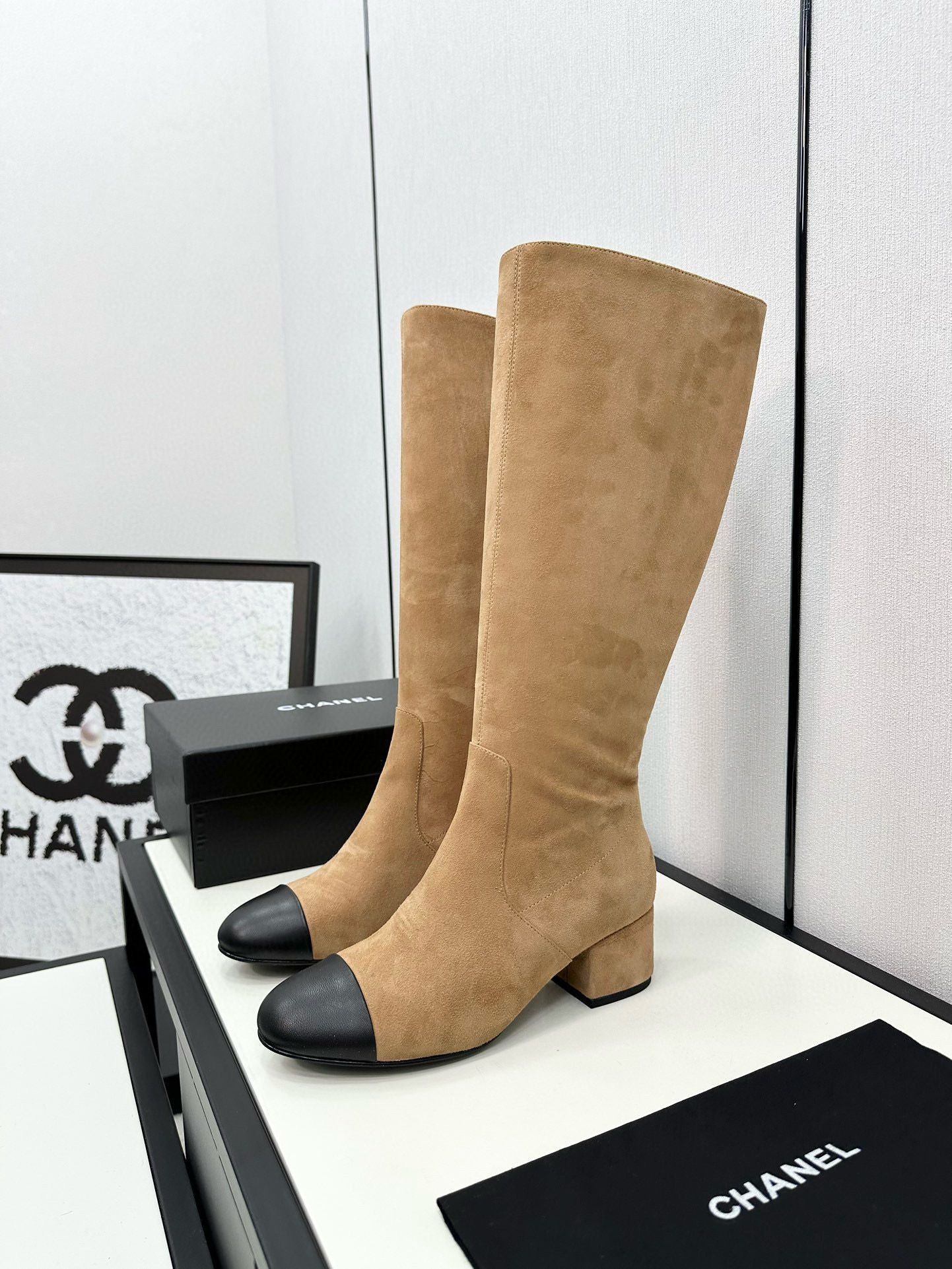 UA Ch**el Boots