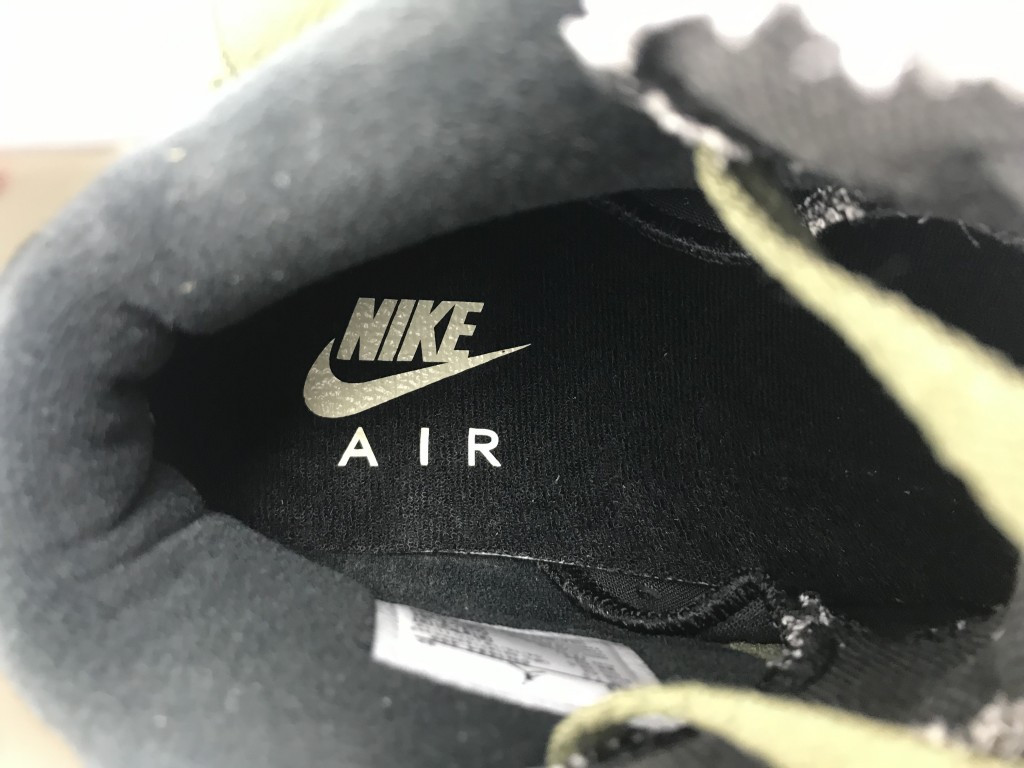 UA TRAVIS SCOTT X AIR JORDAN 6 RETRO 
