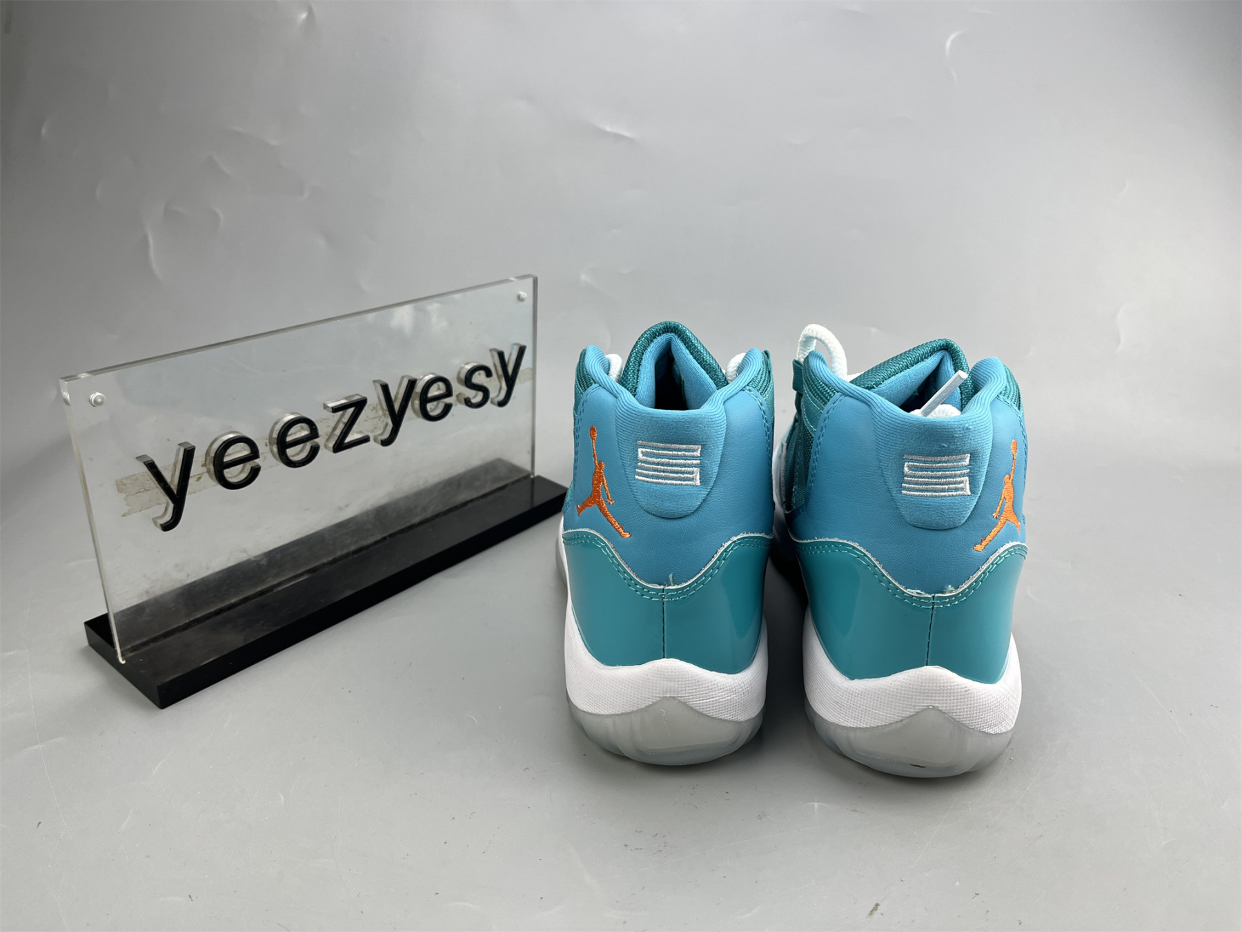 UA AIR JORDAN 11 RETRO SOUTH COAST