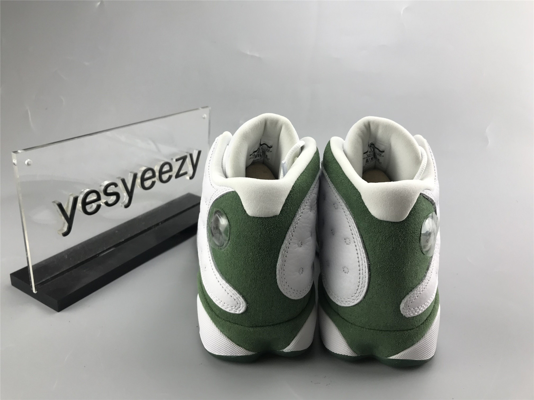 UA AIR JORDAN 13 RETRO