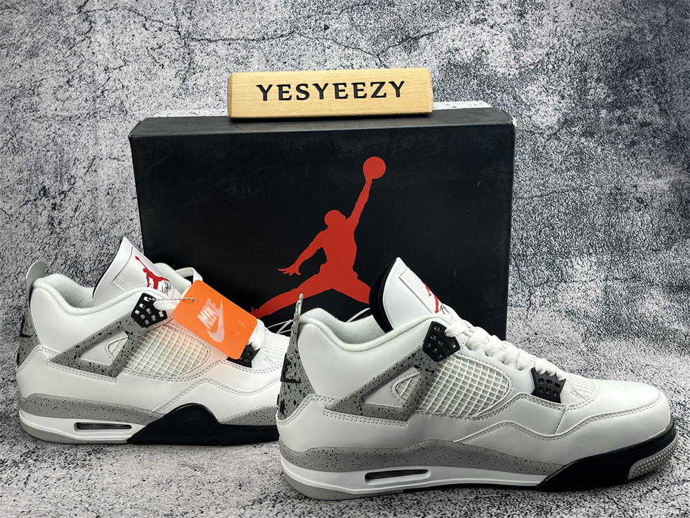 UA AIR JORDAN 4 RETRO OG