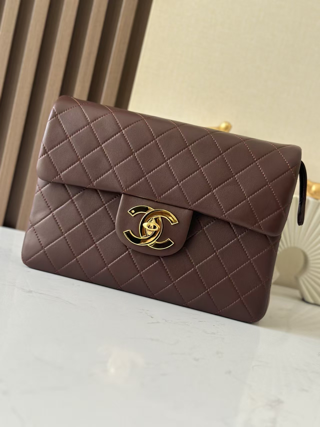 Ch**el flap backpack 30x21x8cm