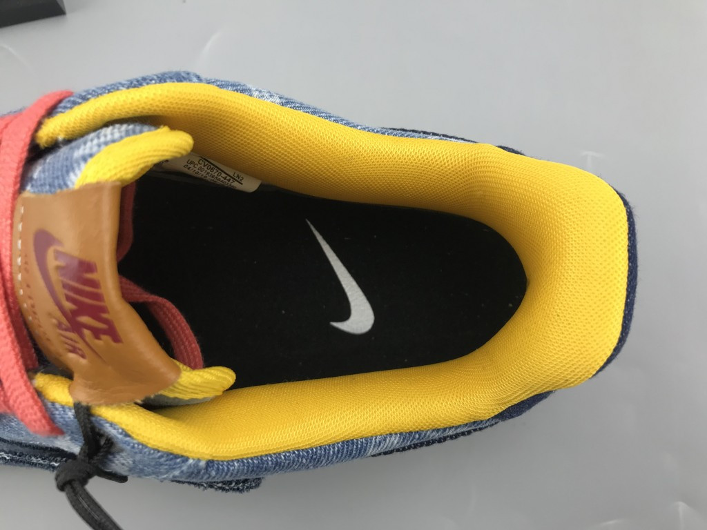 ua nike levi