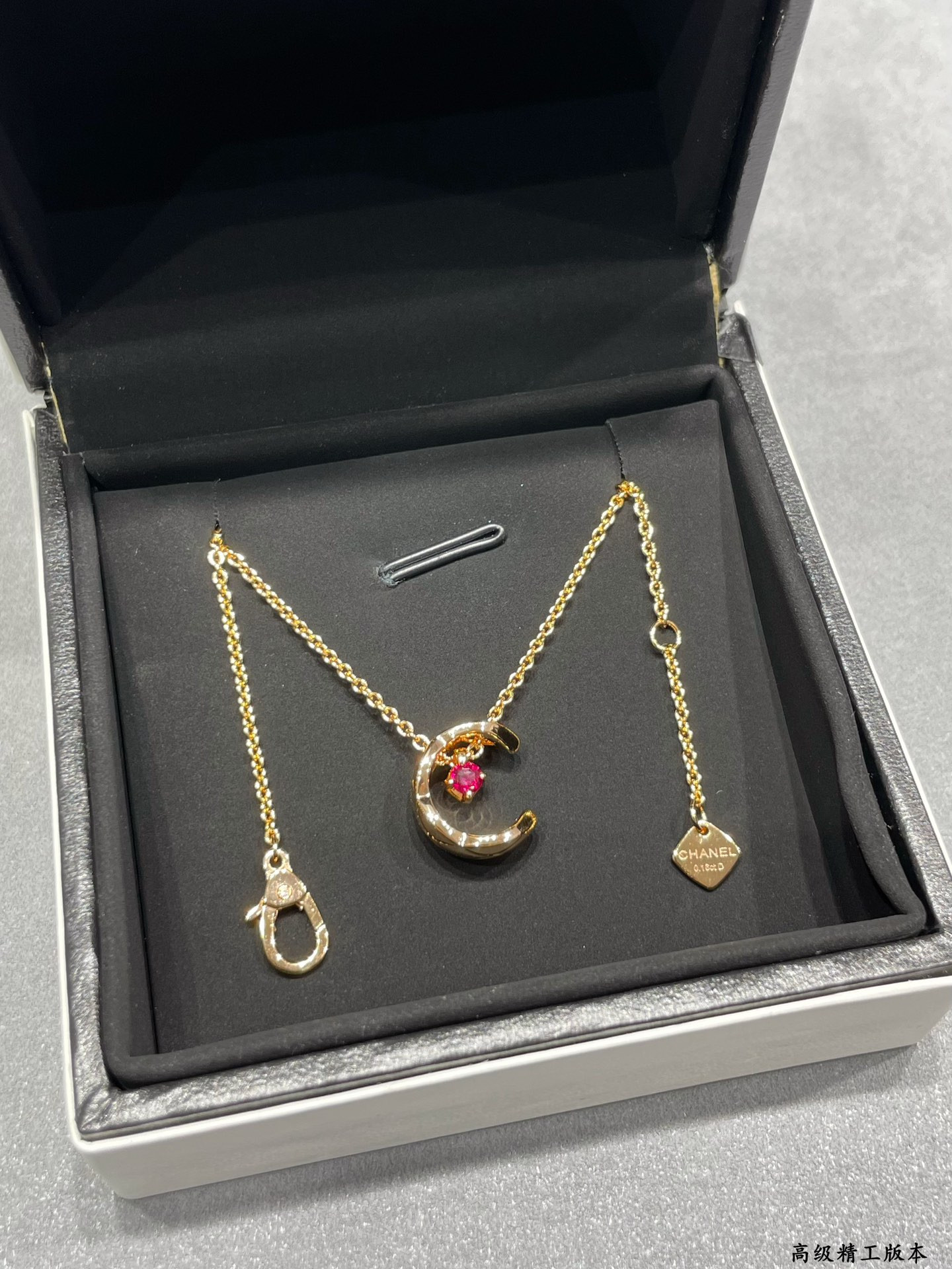 Ch**el Carved D1am0nd pink D1am0nd Sailor Moon Necklace