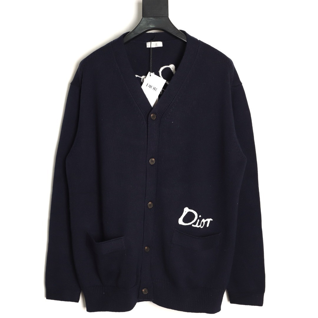D10r Cardigan Sweaters