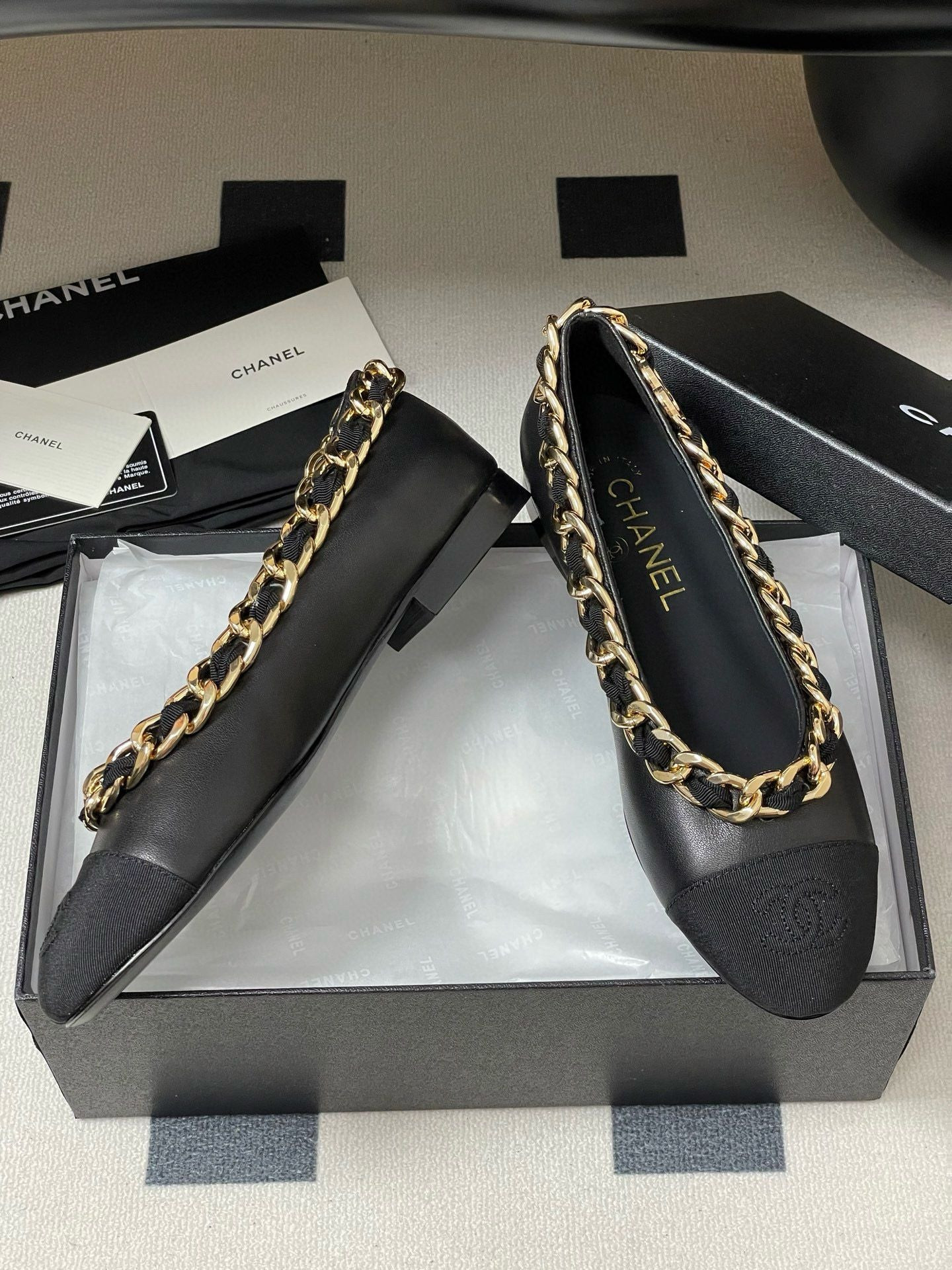 UA Ch**el Ballet Flats