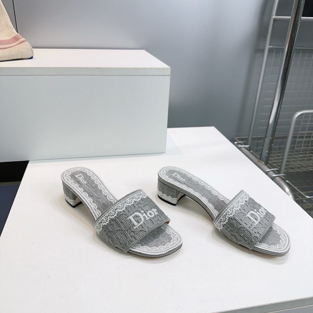 UA D10ramour D10r Dentelle Heeled Slide