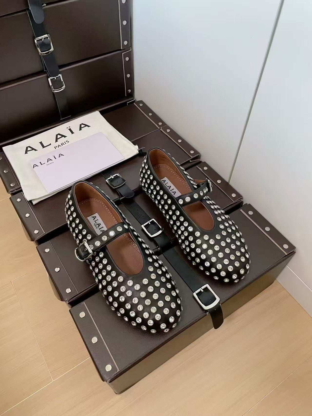 UA A1a1a STRASS BALLET FLATS