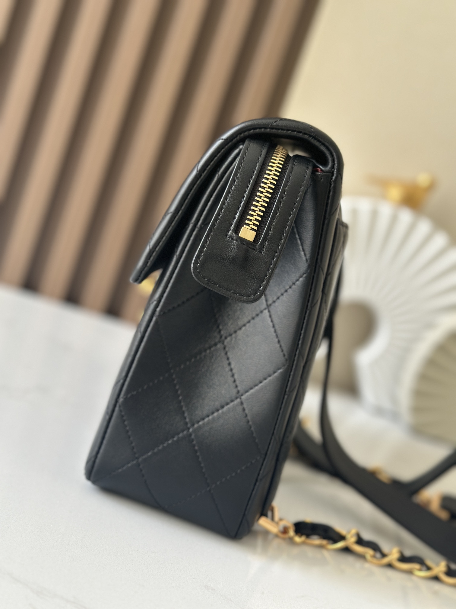 Ch**el flap backpack as2219 30x21x8cm