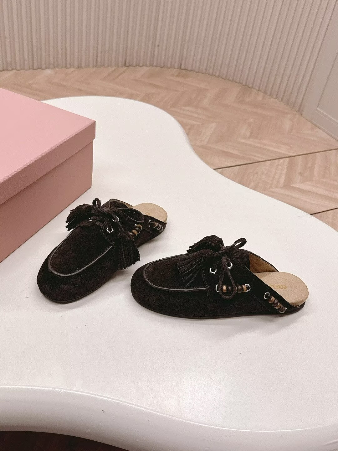 ua M1v M1v tassel mules