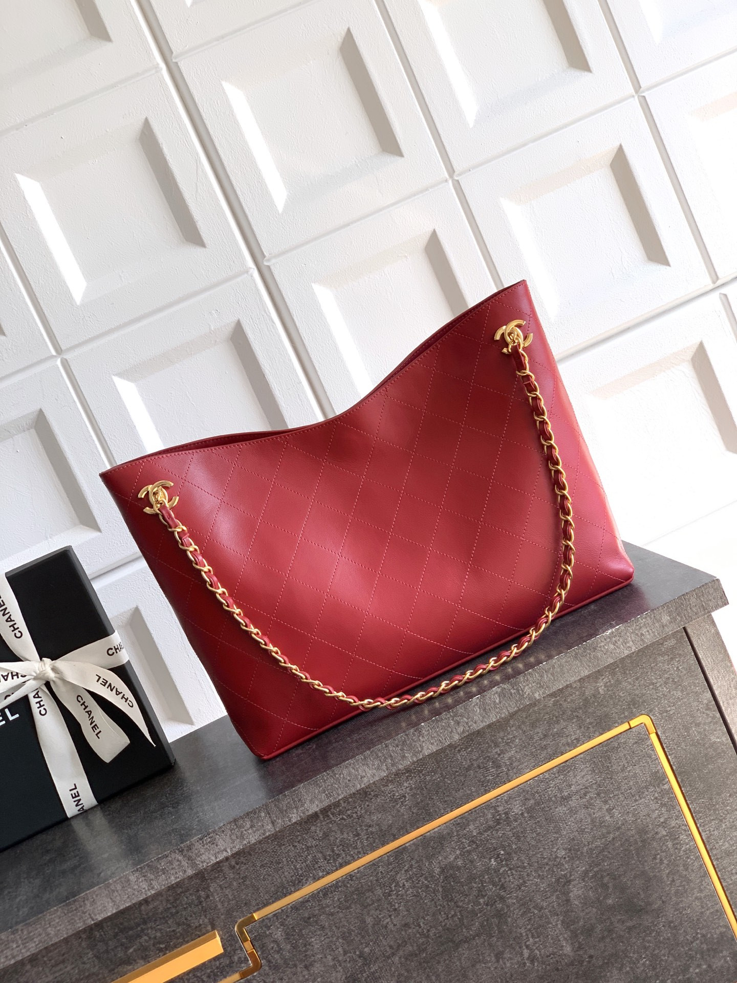 Ch**el shopping bag 38x25x9.5cm