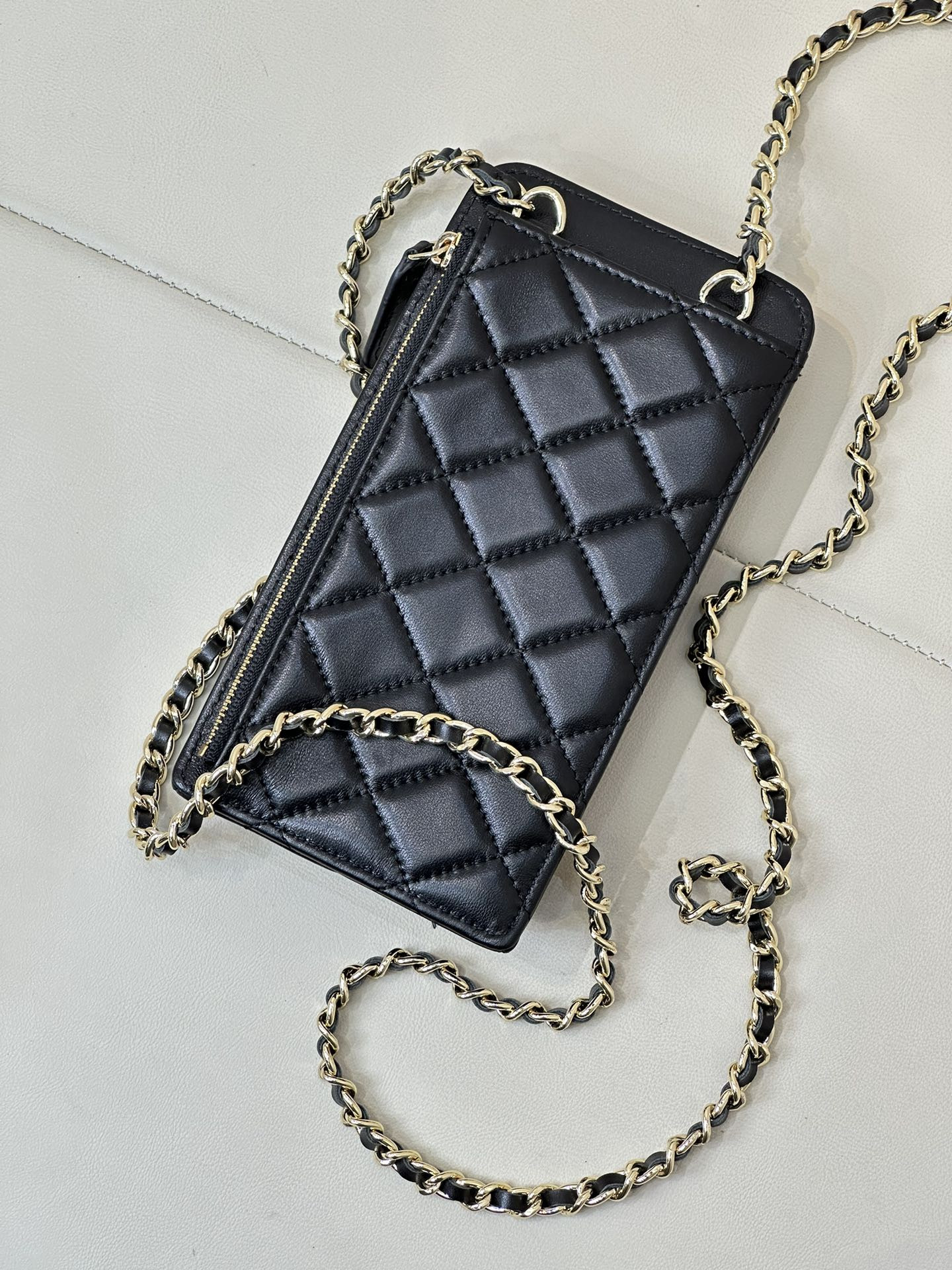 Ch**el phone bag 18x9x3cm