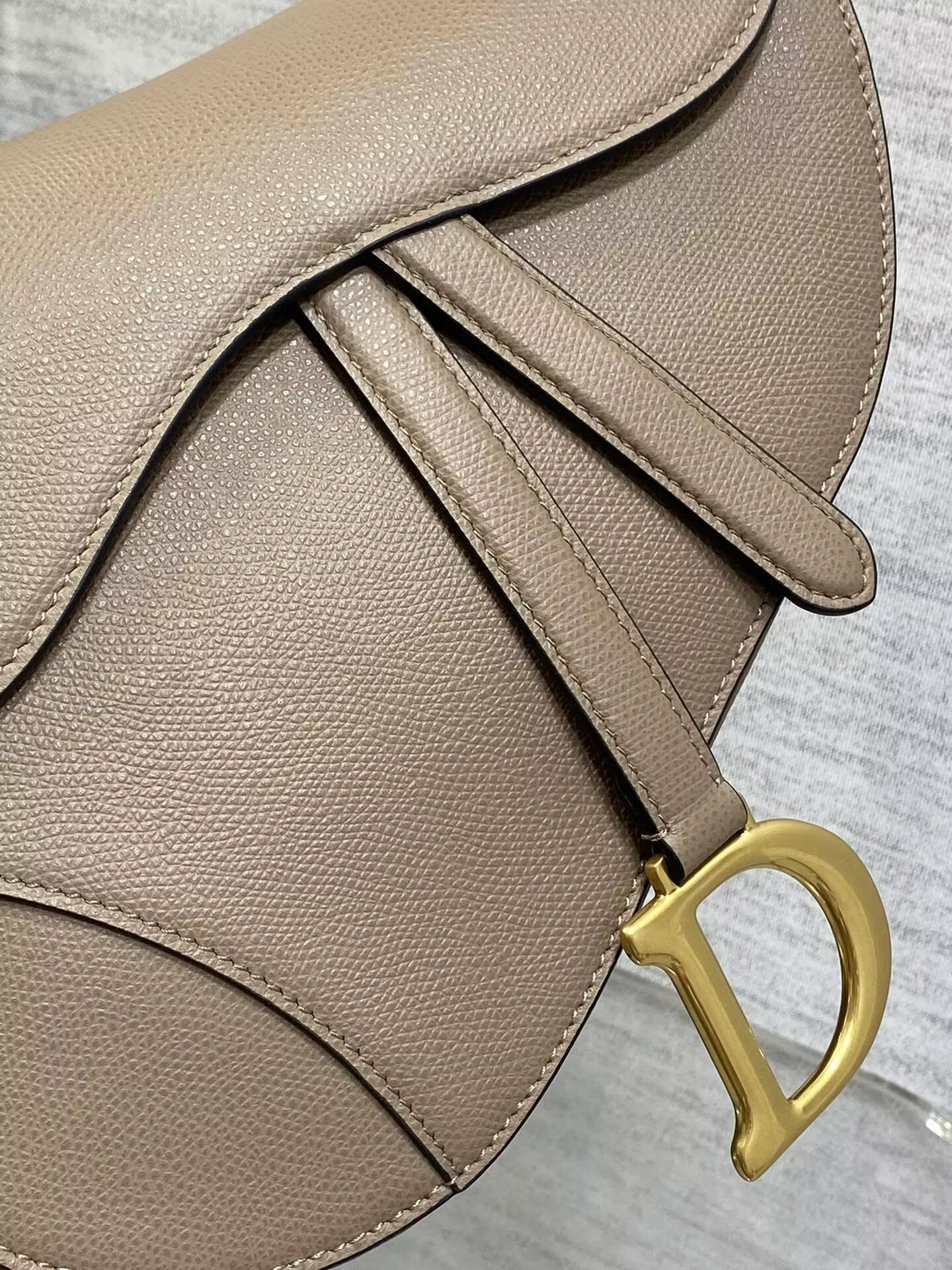 D10r Saddle Bag 24x6x18cm