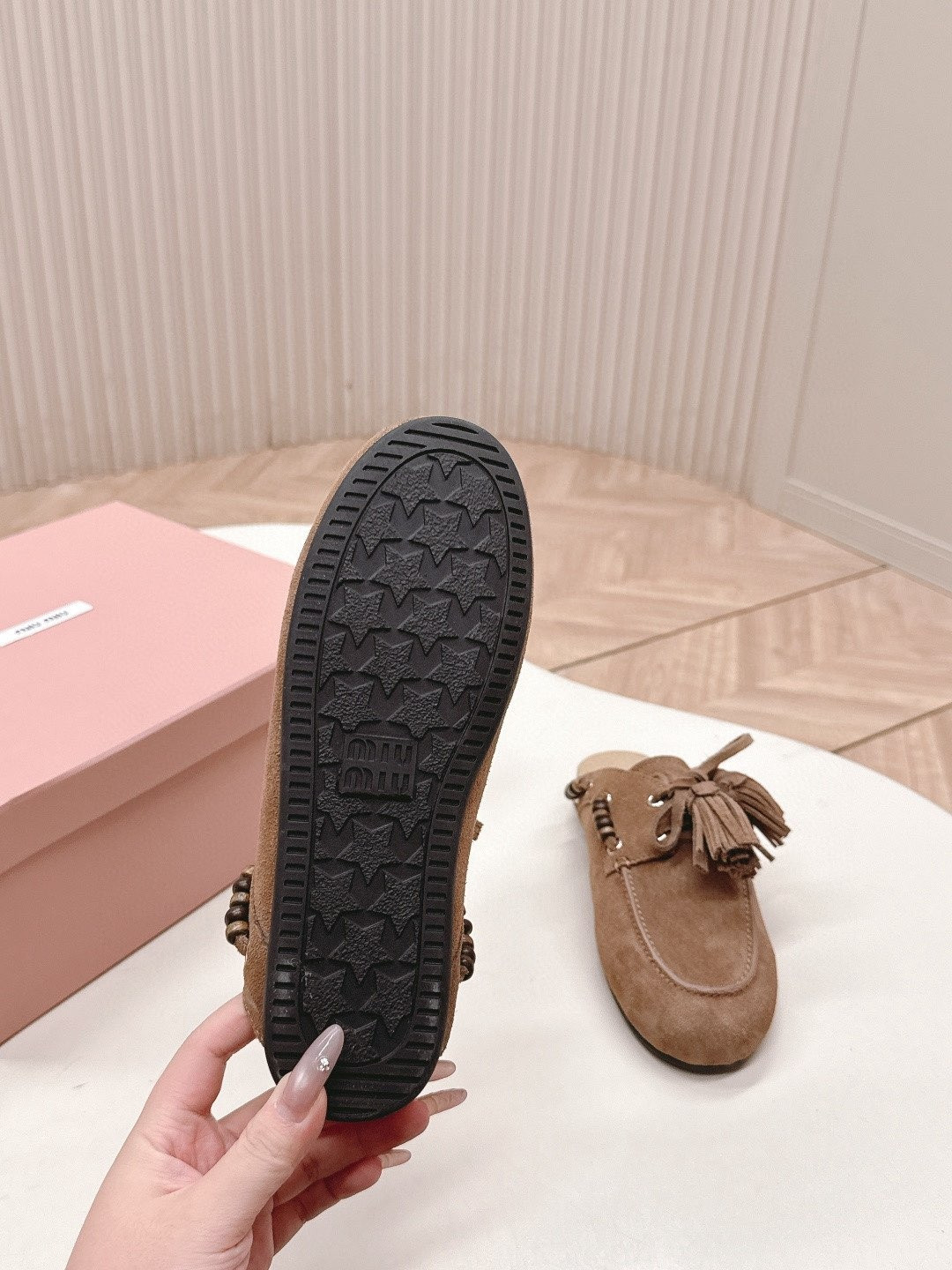 ua M1v M1v tassel mules