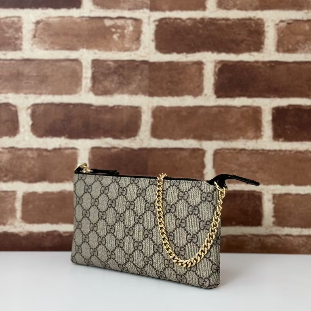 Gvc*1 Chain Wristlet Wallet GG Coated Canvas 22.5x13x2.5cm