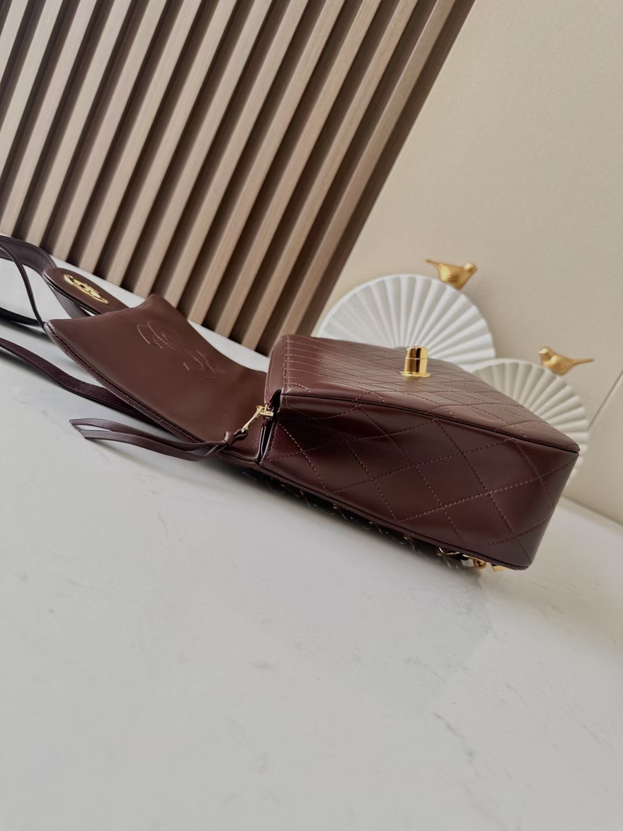 Ch**el flap backpack 30x21x8cm