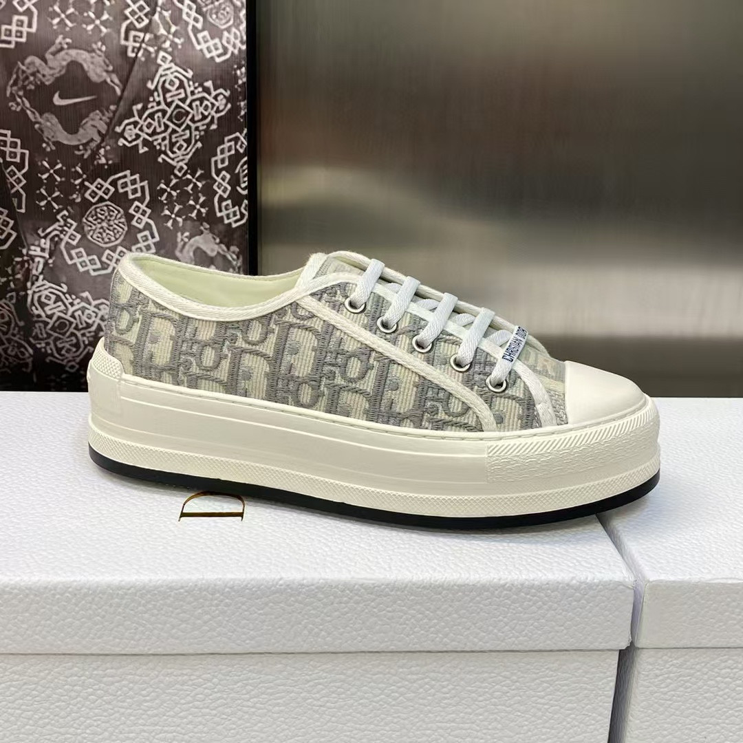 UA D10r Sneaker
