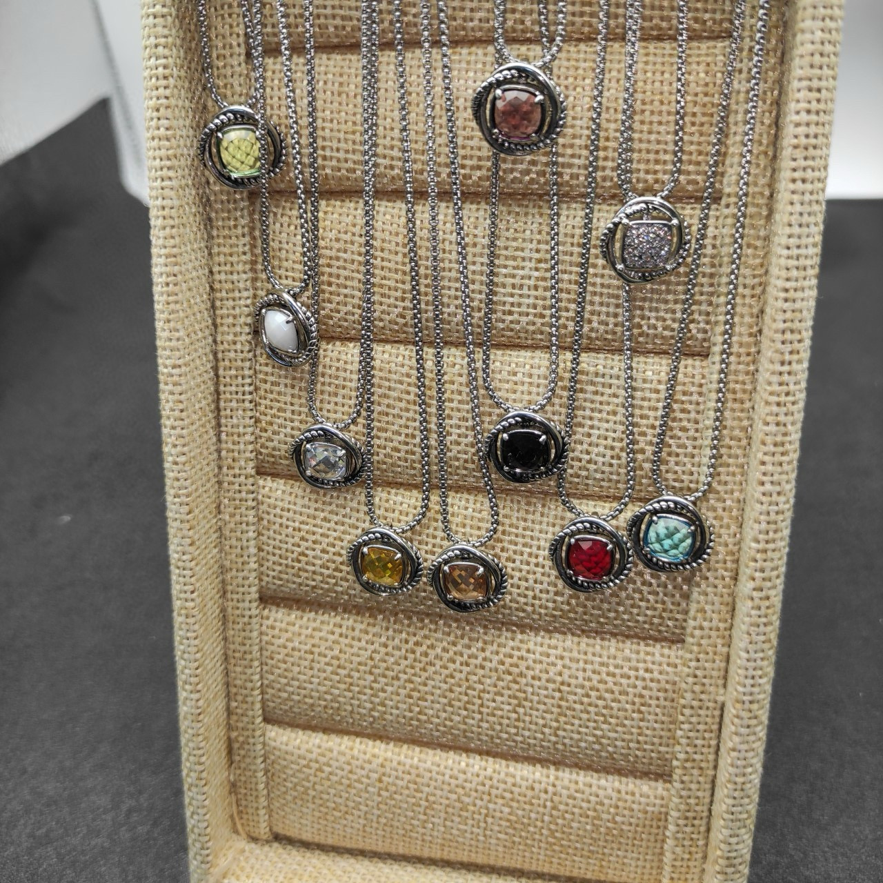 dau1d Yvrm*n square d1am0nd necklace(main stone 7mm, chain thickness 1.5mm, length 45+5cm delay chain)