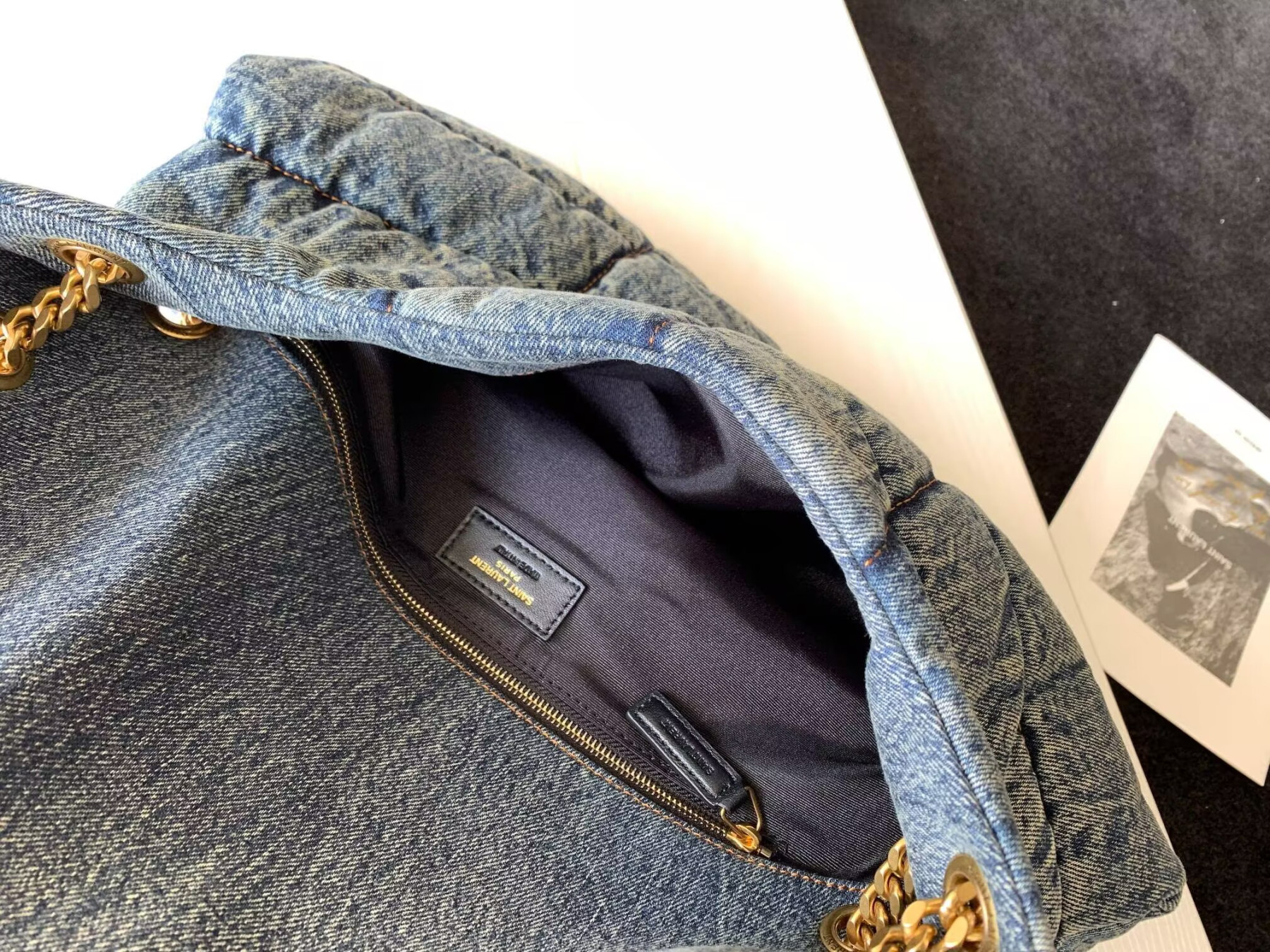 y51 puffer in suede and De*1m 35x23x13.5cm