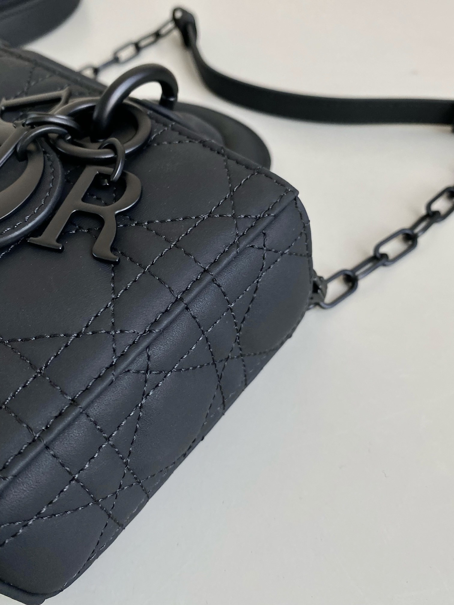 D10r SMALL LADY D-JOY BAG Ultramatte Black Cannage Calfskin