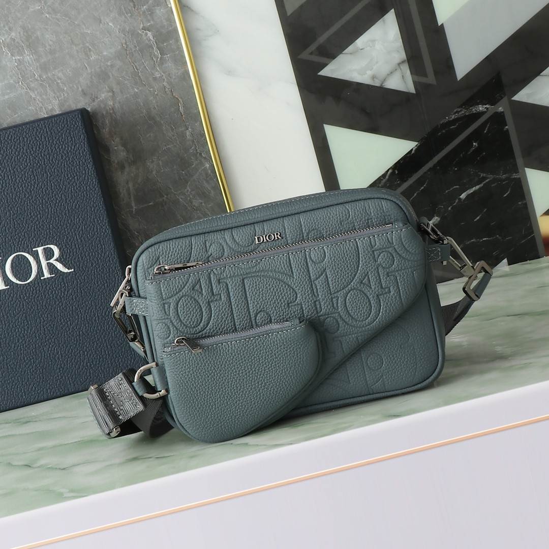 D10r Saddle Triple Pouch Deep Gray D10r Gravity Leather and Deep Gray Grained Calfskin 23x16x4cm