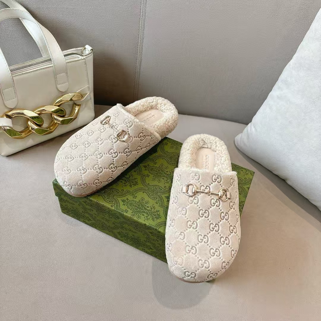 UA Gvc*1 Cotton Slippers