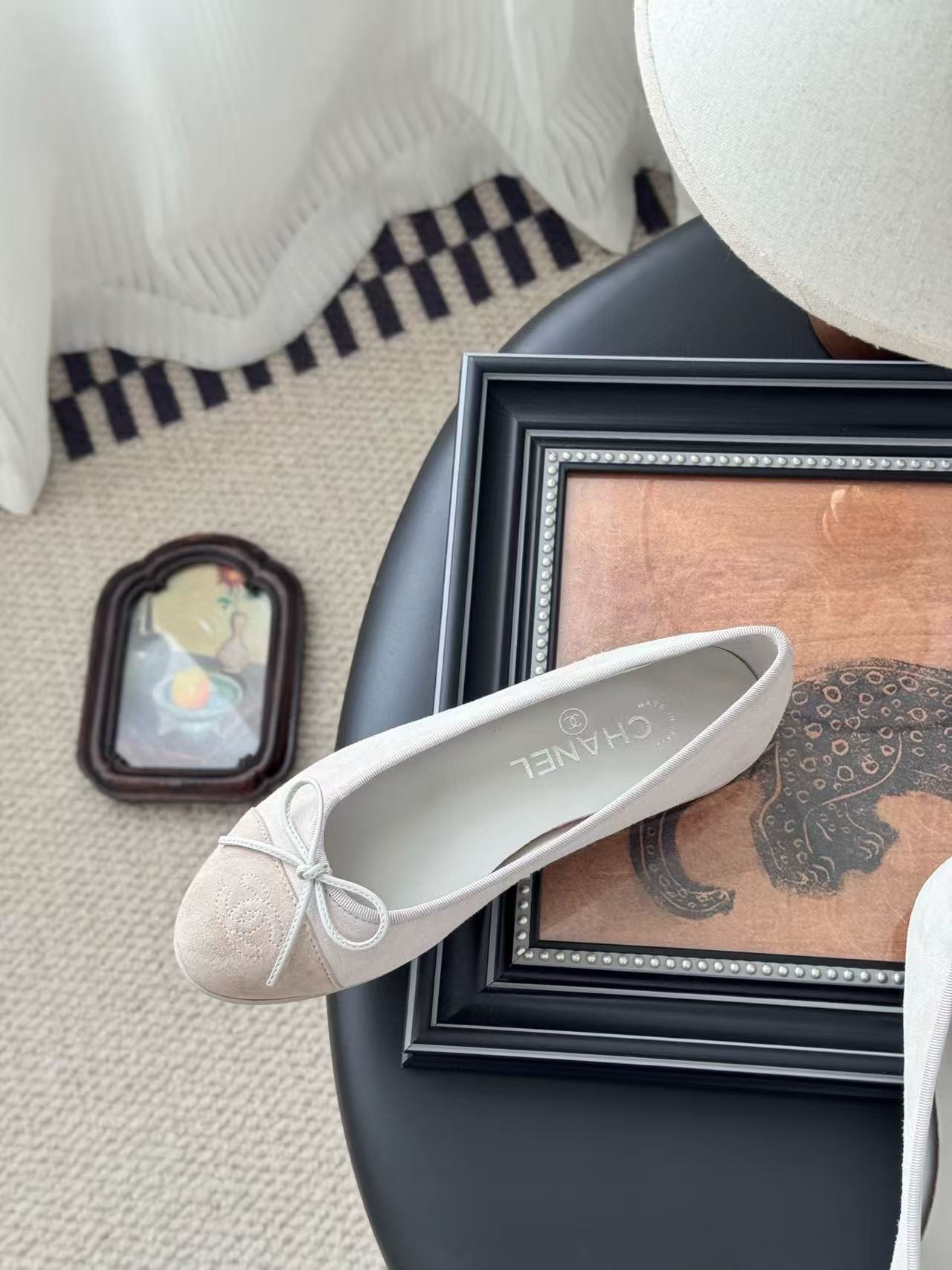 UA Ch**el Ballet flats