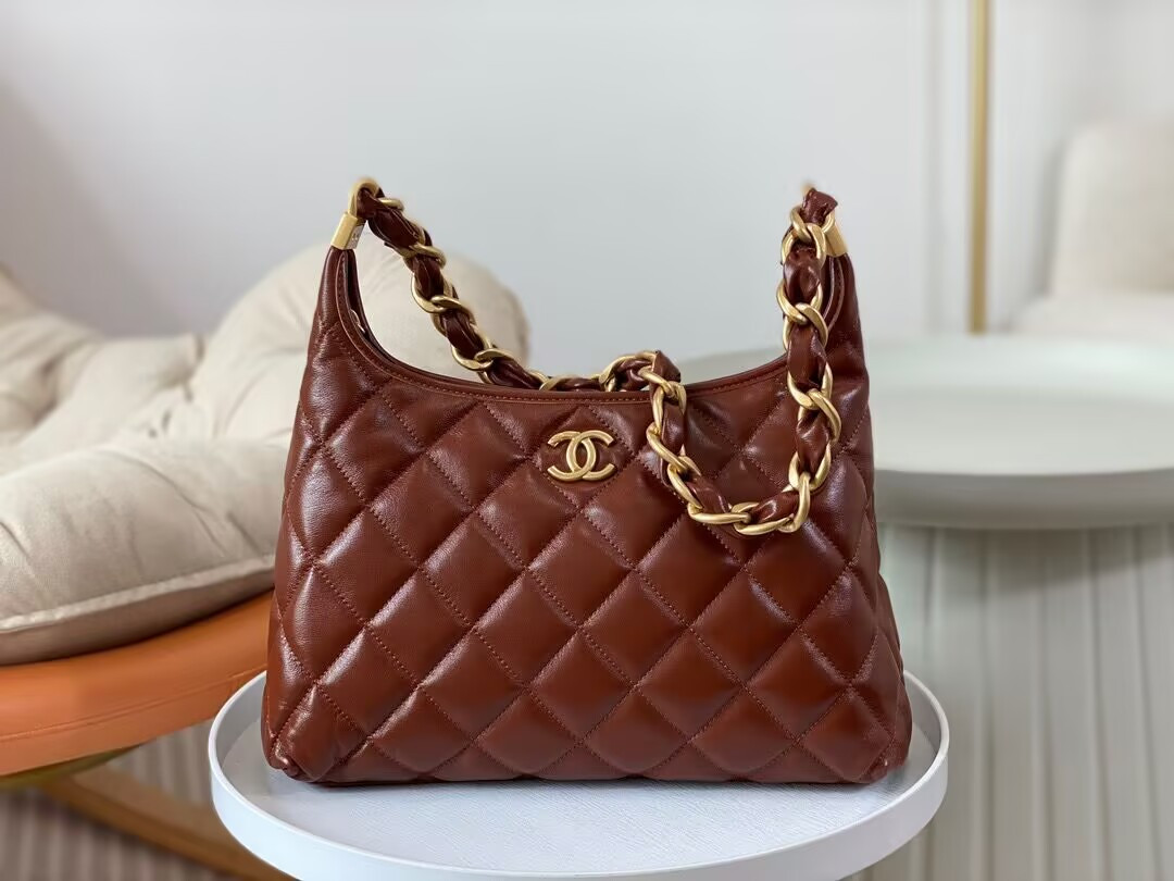 Ch**el Hobo Bag   30×28×11cm
