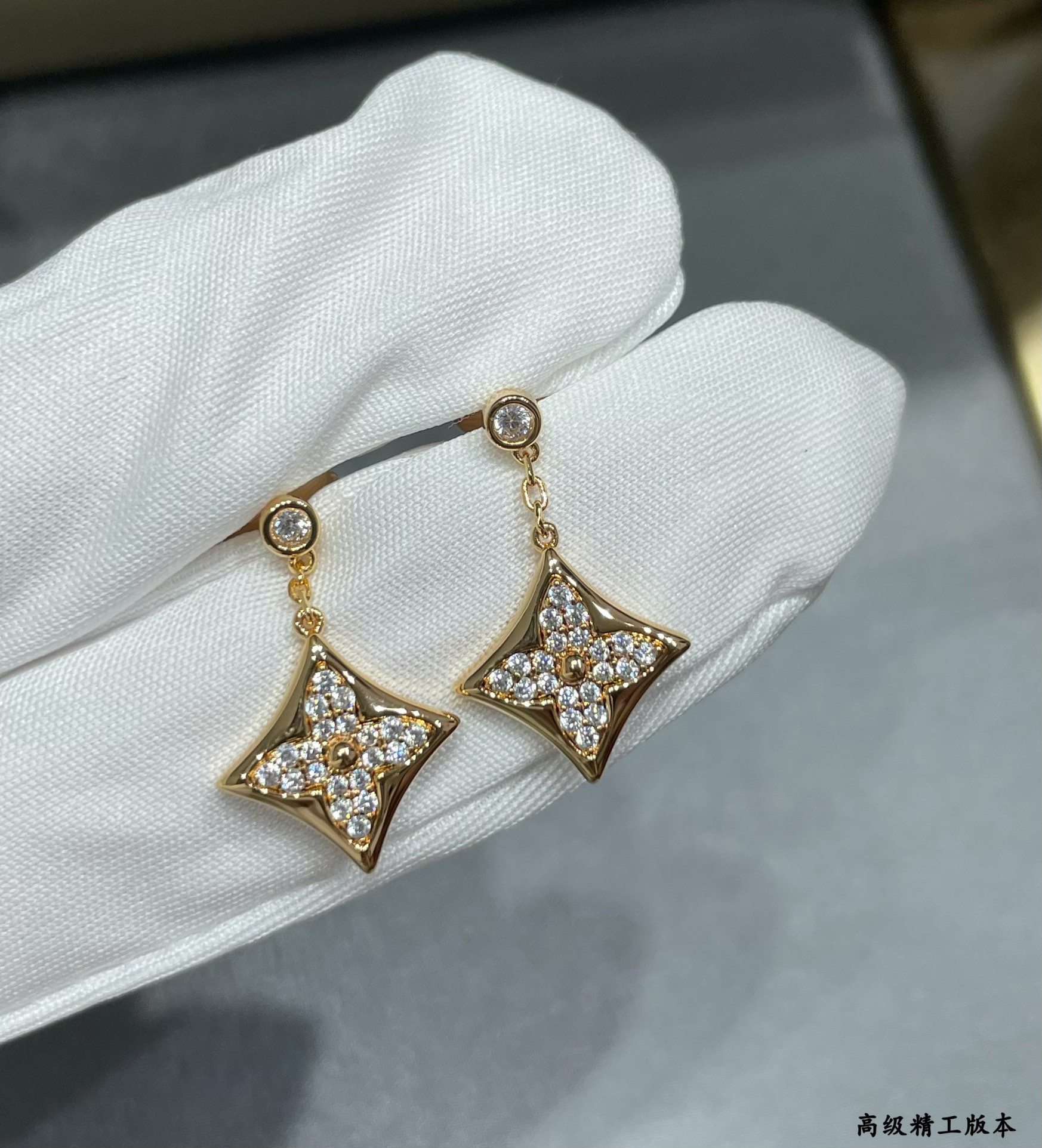 L0vis Vvtt0n Square D1am0nd Earrings