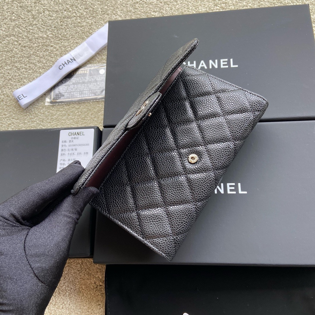 Ch**el FLAP WALLET GRAINED LEATHER BLACK 19.5 x10 cm