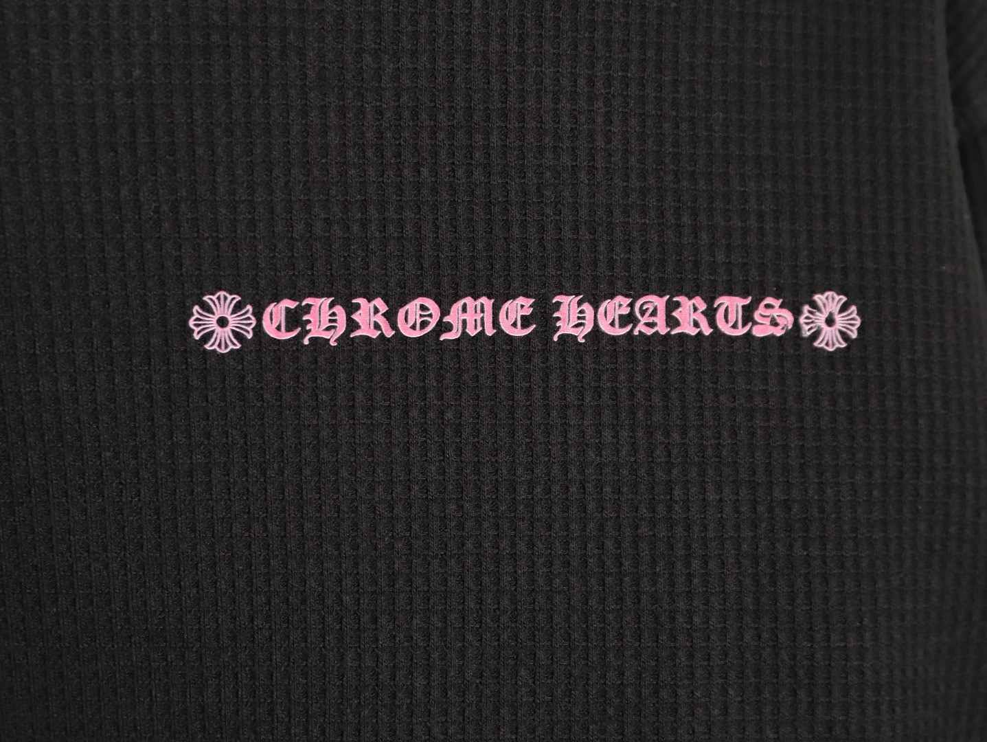 Ch*0me He**ts Long-sleeved T-shirt