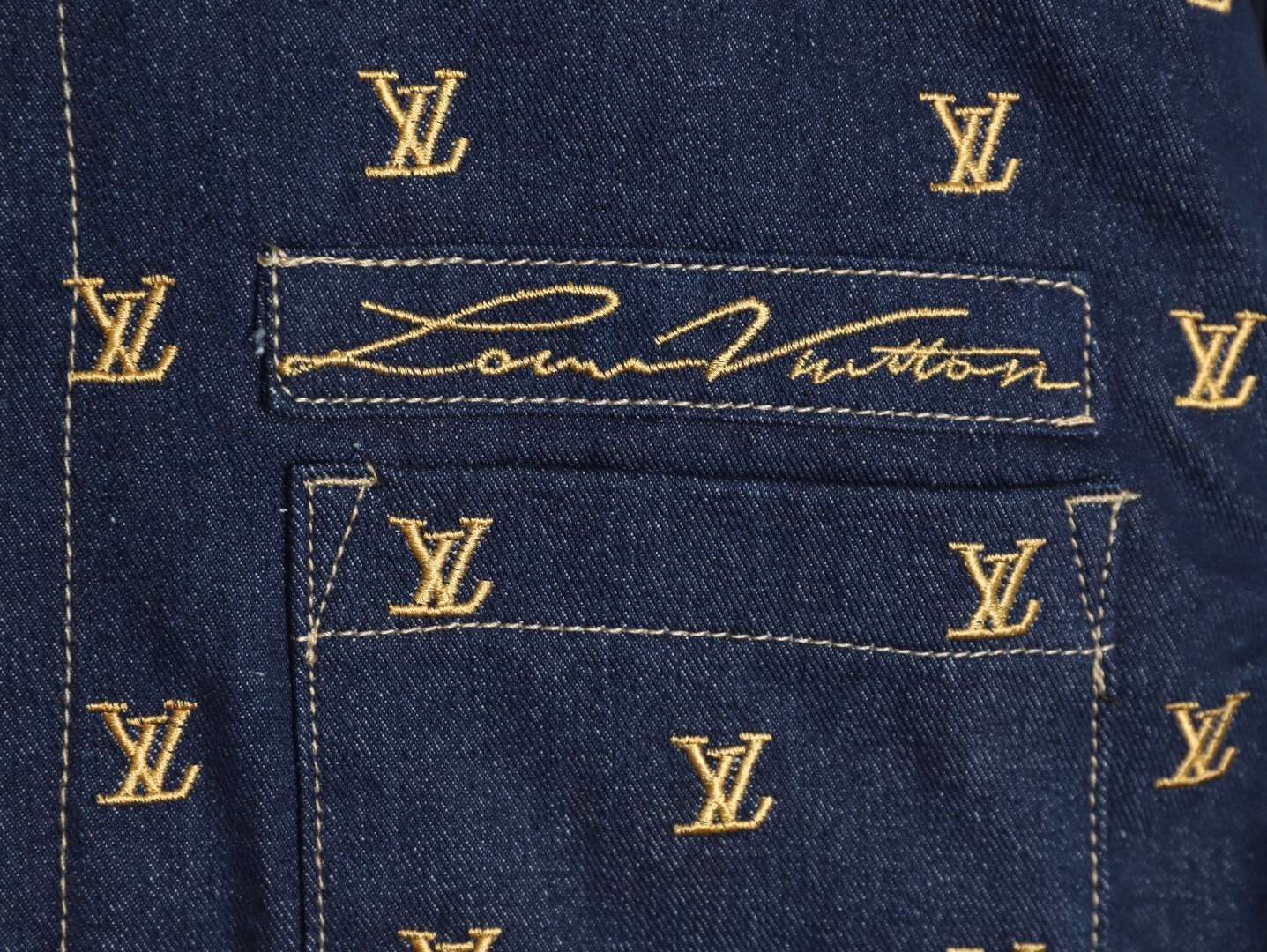 l0vis vvtt0n lv De*1m padded jacket