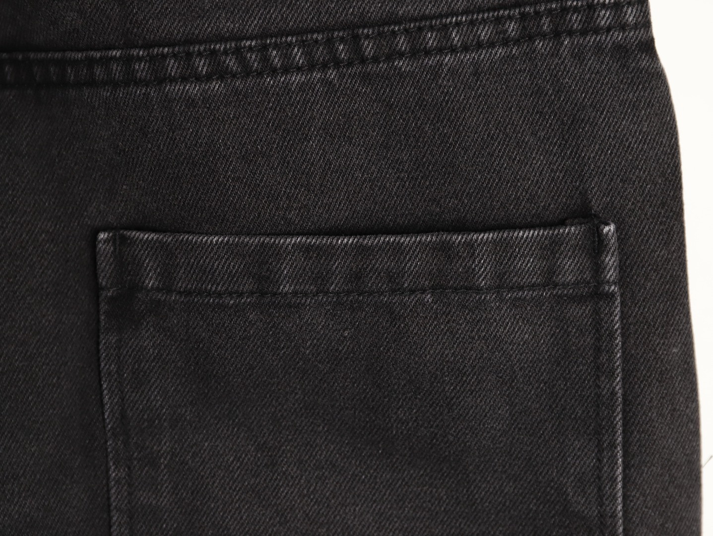 L0ew* 25Fw Jeans