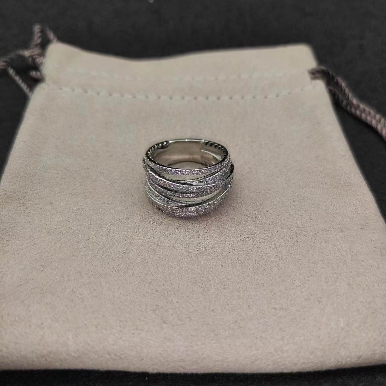 dau1d Yvrm*n ring