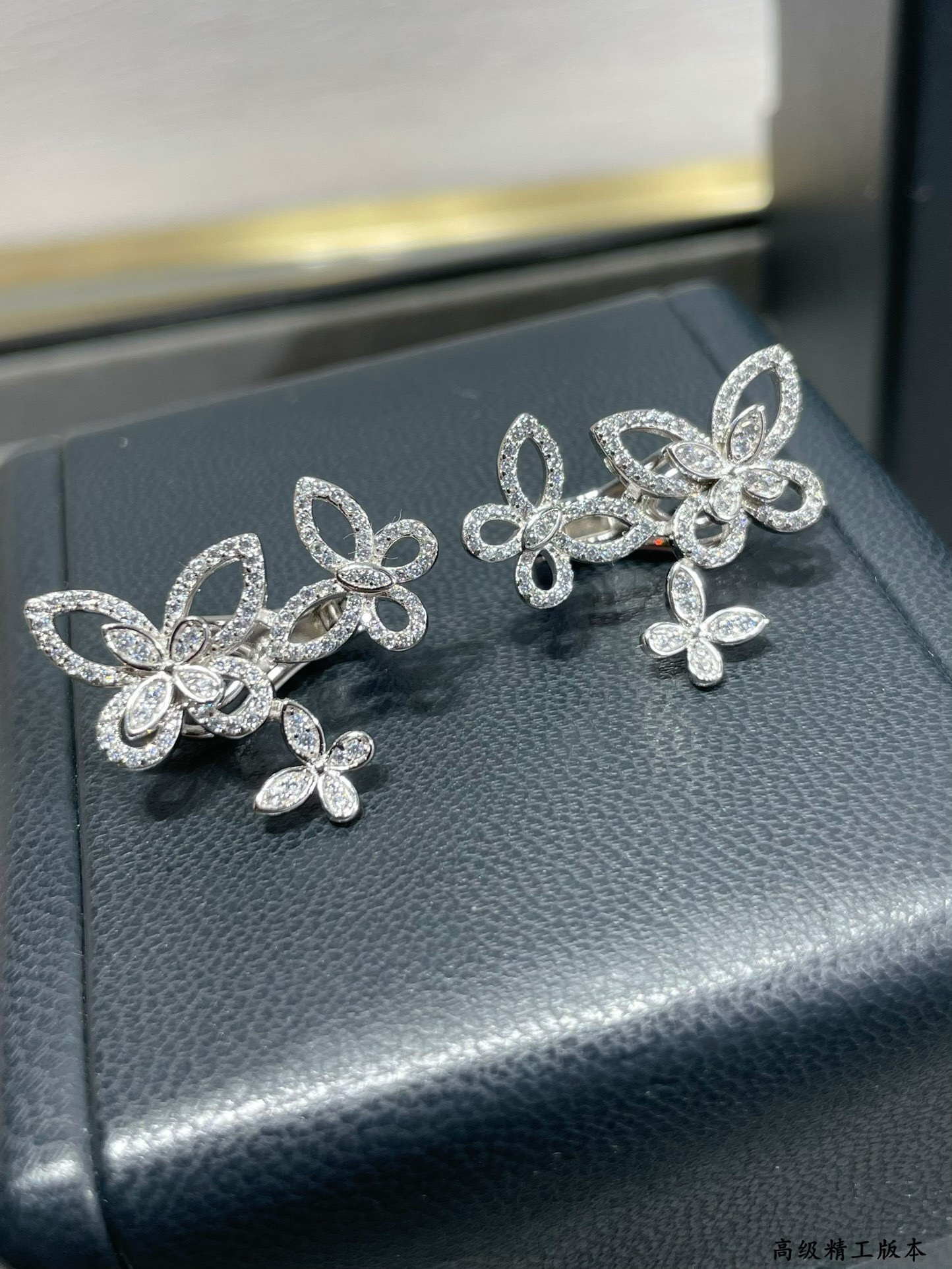 Graff Butterfly Earrings Ag925