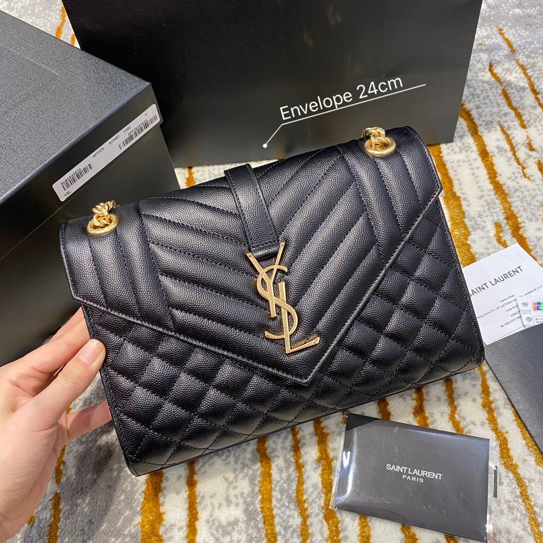 Y51 Envelope medium bag 24cm