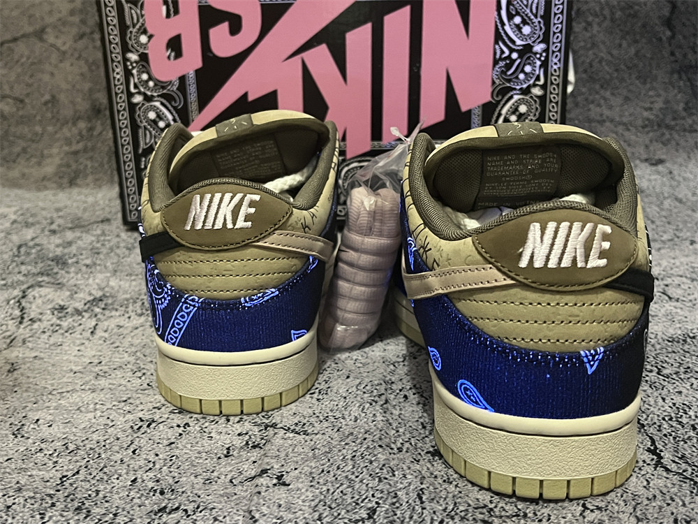 ua travis scott x dunk low preM1vm qs sb 