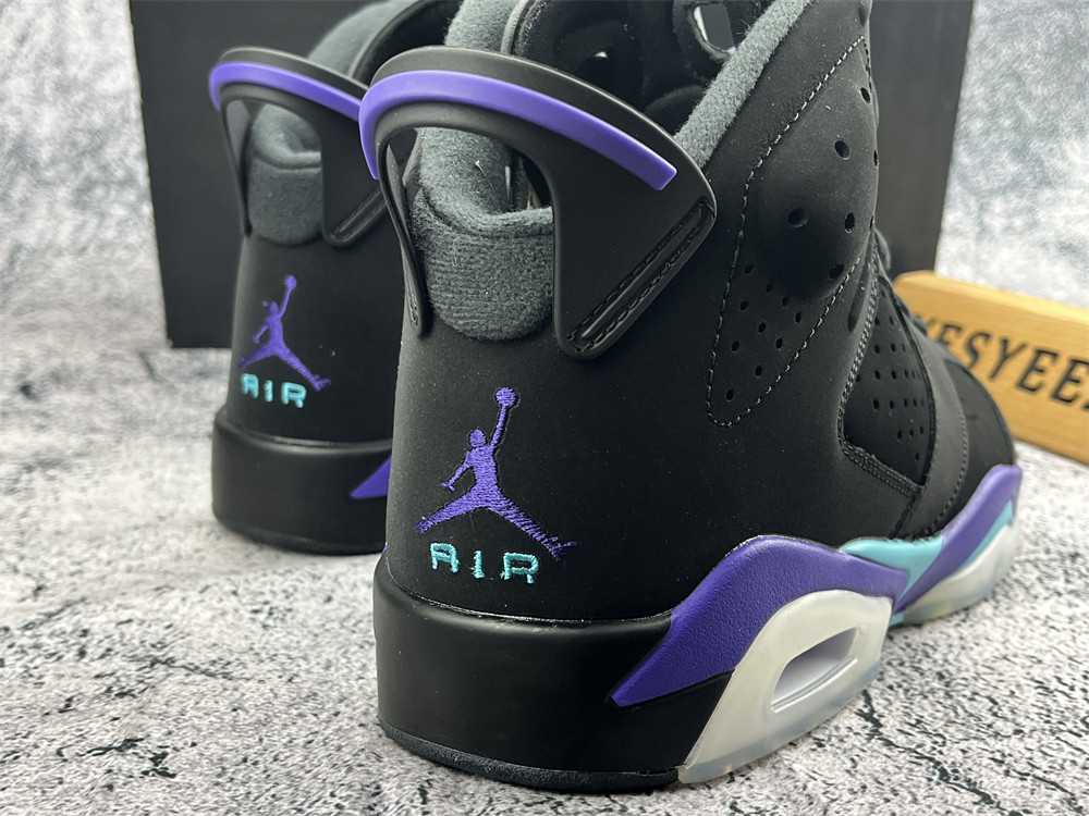 UA AIR JORDAN 6 RETRO