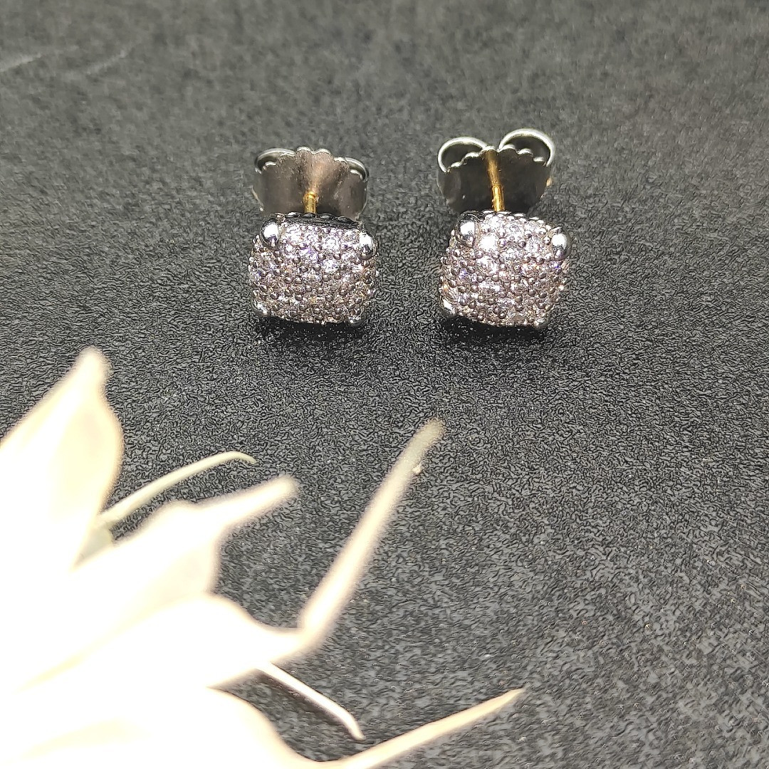 dau1d Yvrm*n 9mm four claws full of d1am0nds earrings