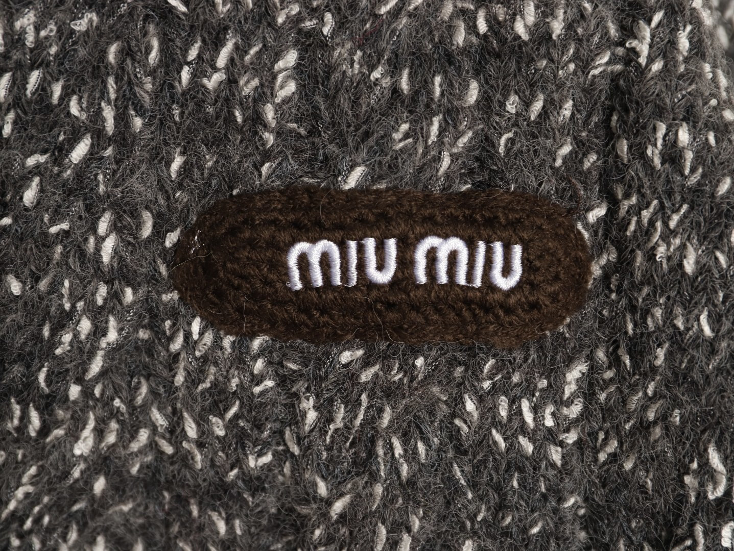 M1v M1v 25fw sweaters coats