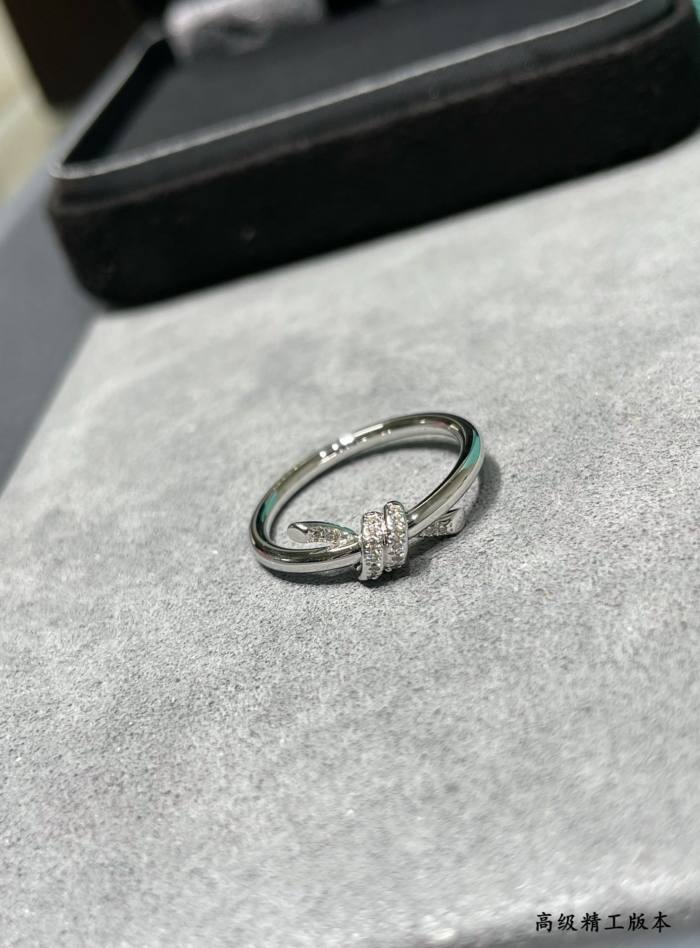 T*f*ny & co. knot ring