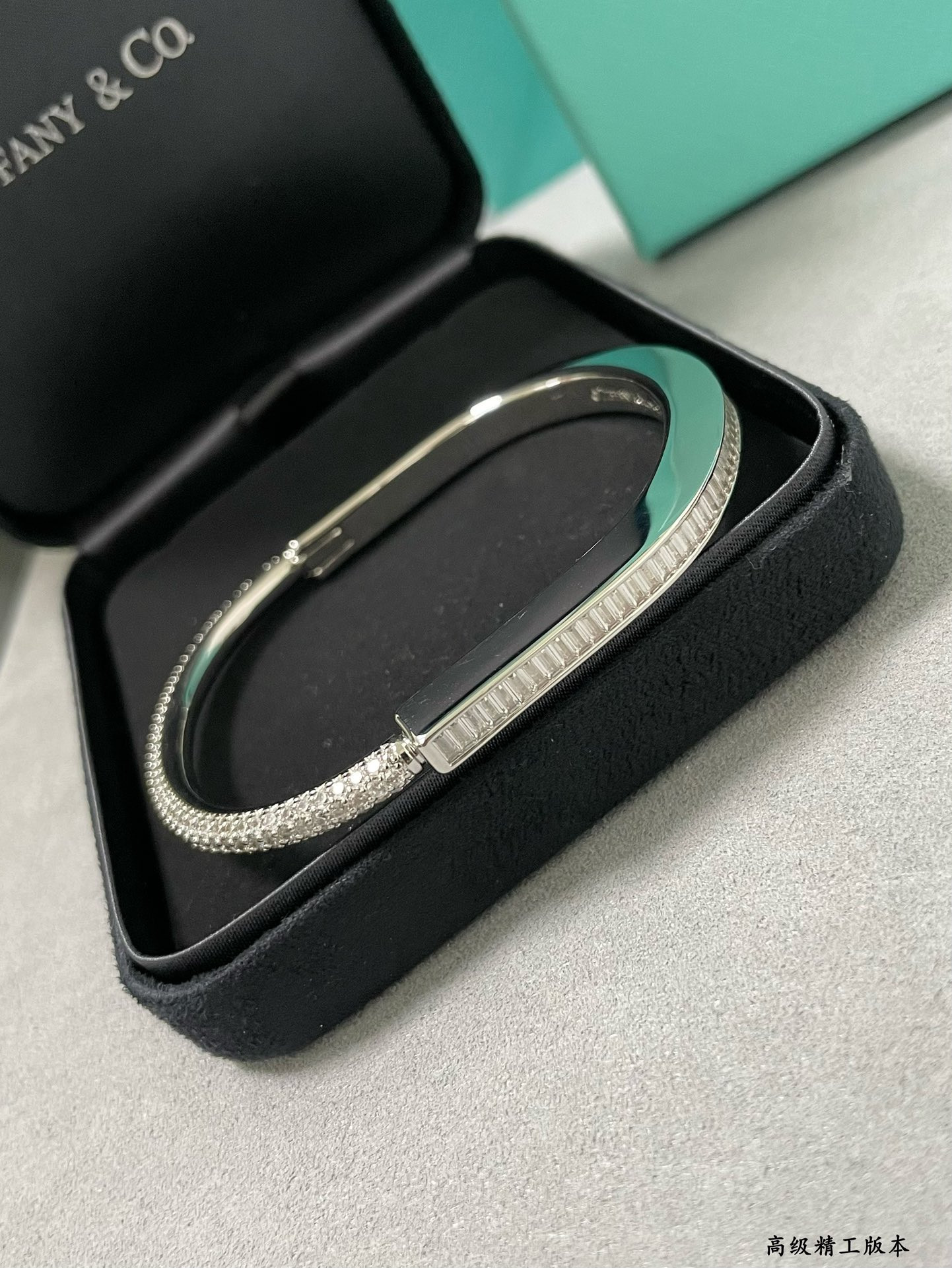 t*f*ny & co. t lock square D1am0nd bracelet