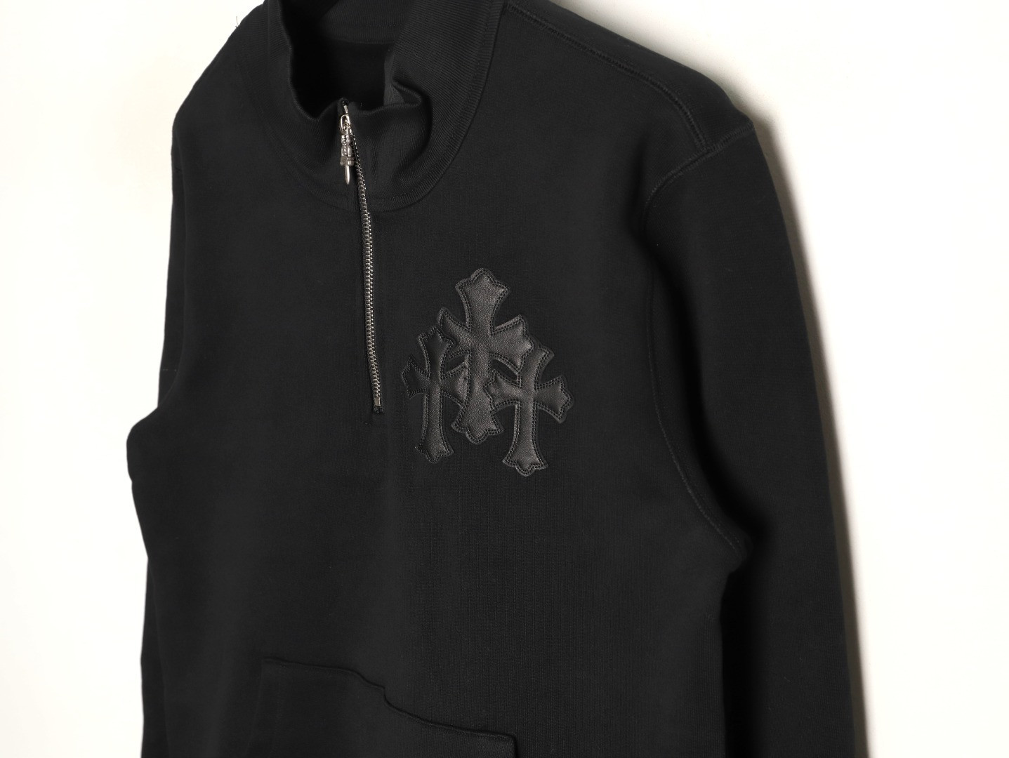 Ch*0me He**ts hoodies